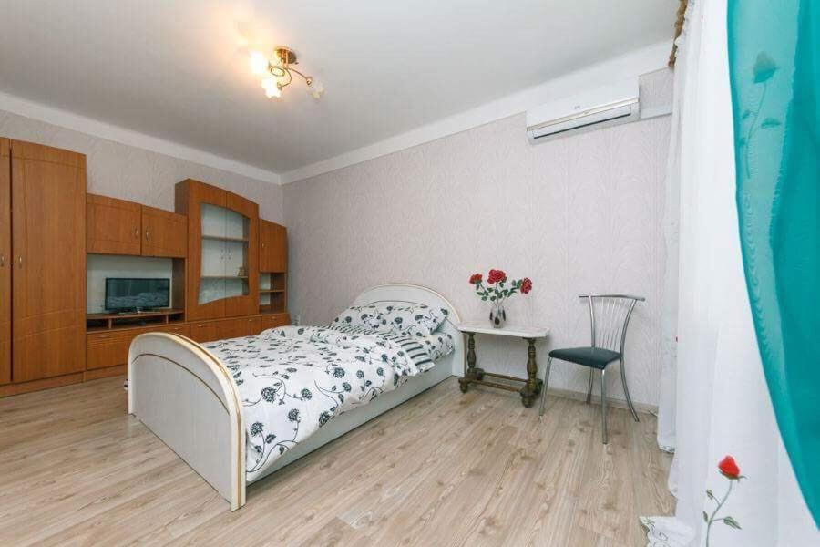 Comfortable One Bad Near Guliver Kyiv Exterior photo